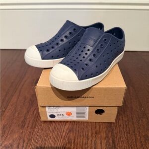 Native Jefferson Kids Slip-On Sneakers in Navy and White Size C13